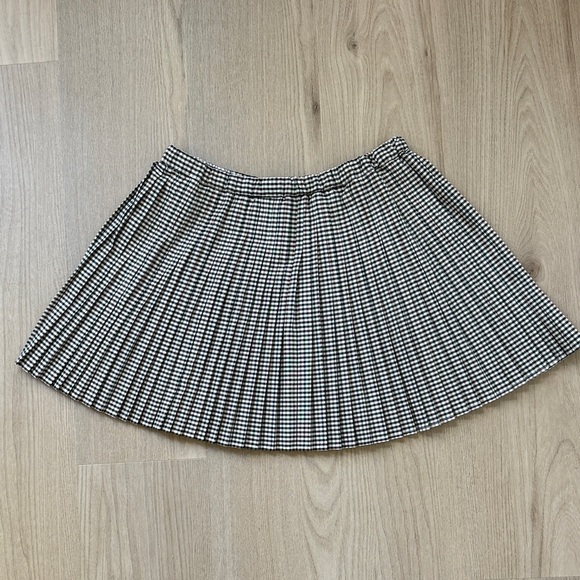 H&M Black and White Plaid Mini Skirt - Picture 3 of 3